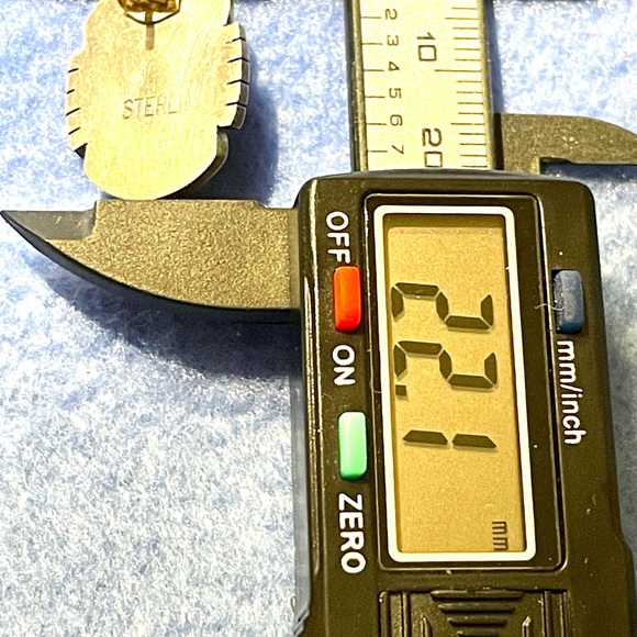 Estate Sterling Navajo Turquoise Earrings - Picture 4 of 5